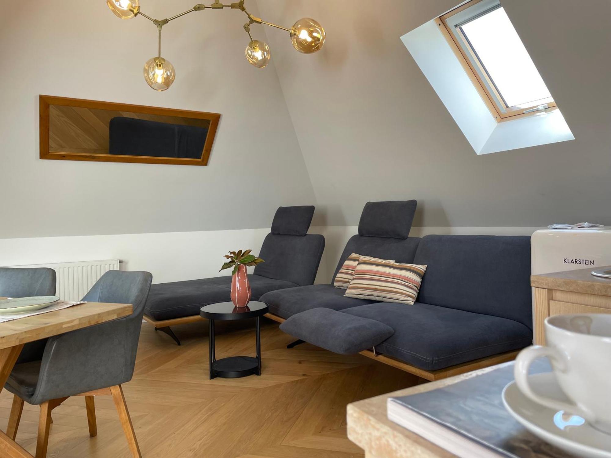 Frida Apartman, Exkluziv Varpanoramaval, A Belvaros Sziveben, Ingyenes Parkolassal Veszprém Eksteriør billede